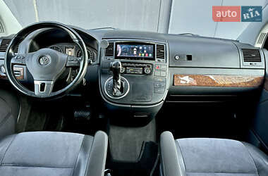 Минивэн Volkswagen Multivan 2011 в Киеве