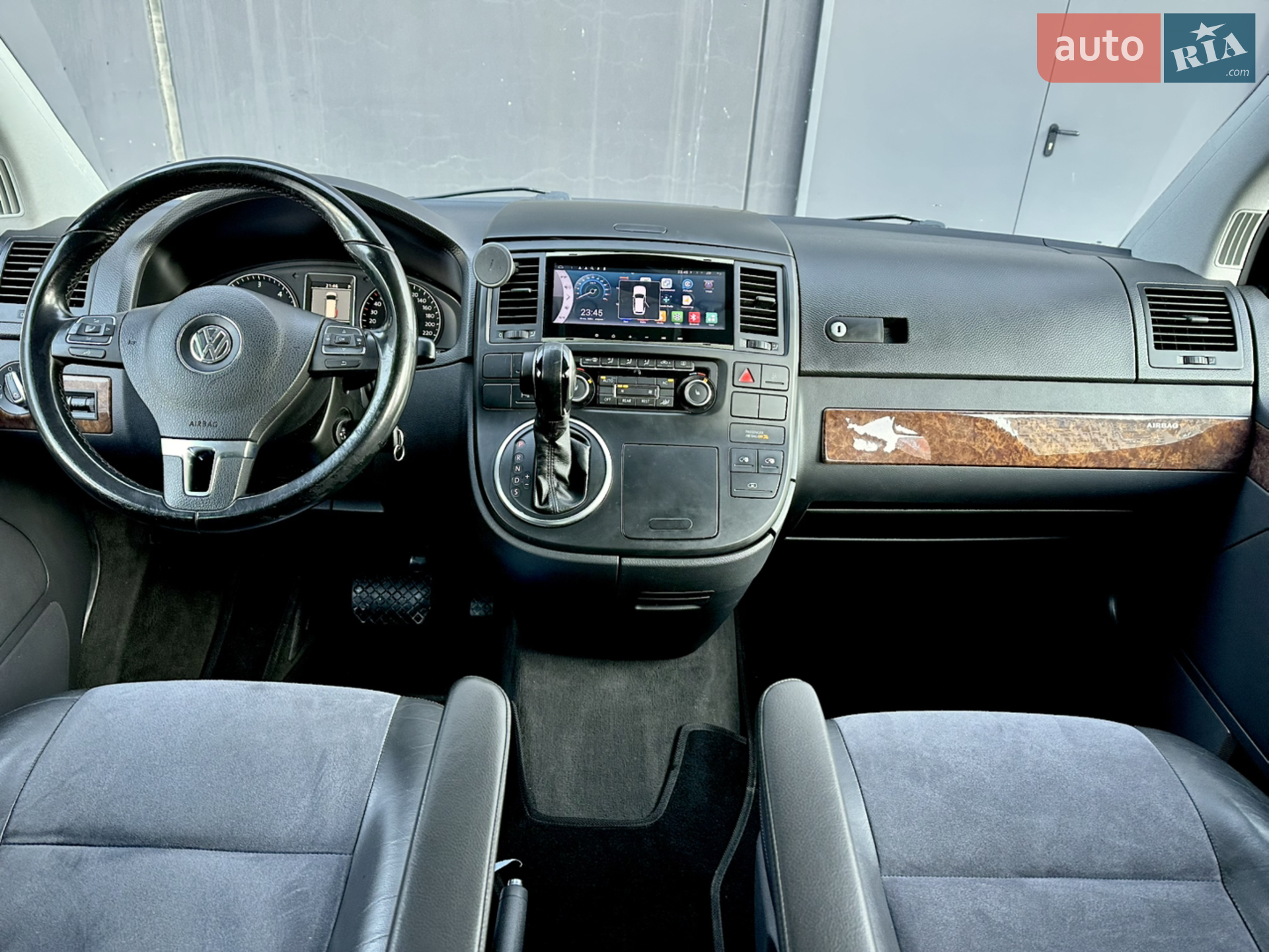 2011 Volkswagen Multivan - мініатюра 28