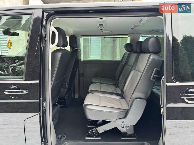 Минивэн Volkswagen Multivan 2020 в Луцке