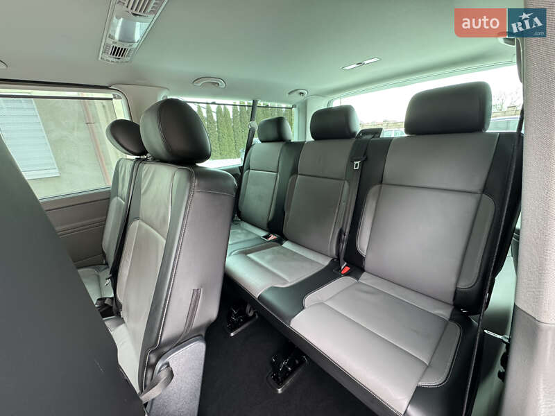 Минивэн Volkswagen Multivan 2020 в Луцке