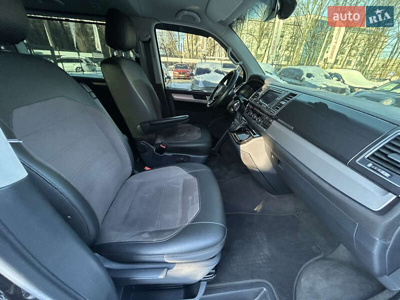 Минивэн Volkswagen Multivan 2017 в Виннице
