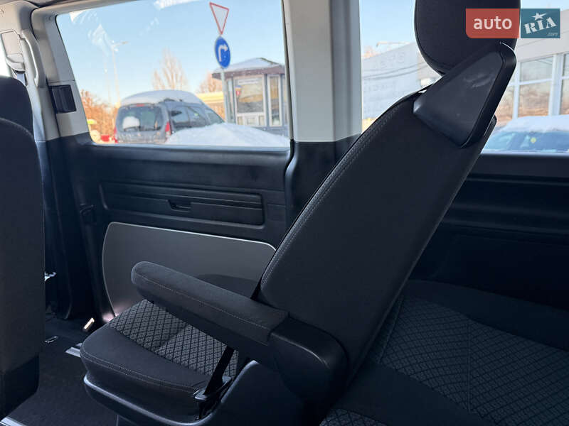 Минивэн Volkswagen Multivan 2020 в Житомире фото 11 Минивэн Volkswagen Multivan 2020 в Житомире