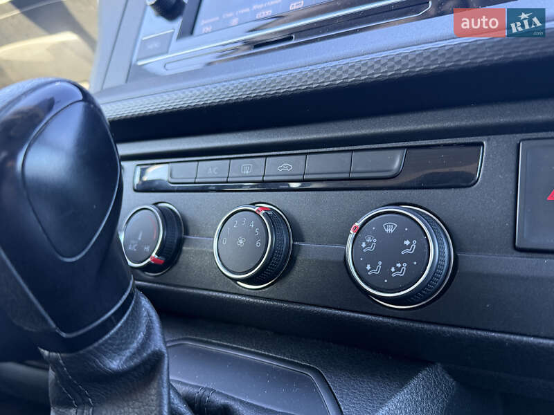 Минивэн Volkswagen Multivan 2020 в Житомире фото 21 Минивэн Volkswagen Multivan 2020 в Житомире