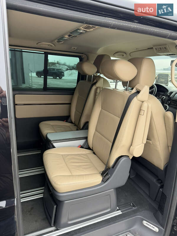 Минивэн Volkswagen Multivan 2014 в Киеве