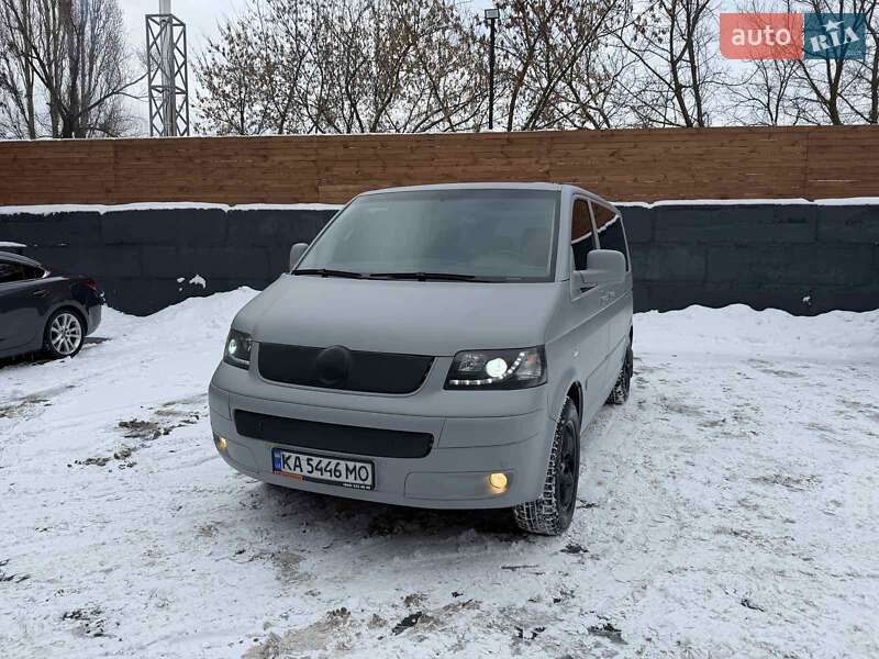Минивэн Volkswagen Multivan 2004 в Киеве фото 5 Минивэн Volkswagen Multivan 2004 в Киеве