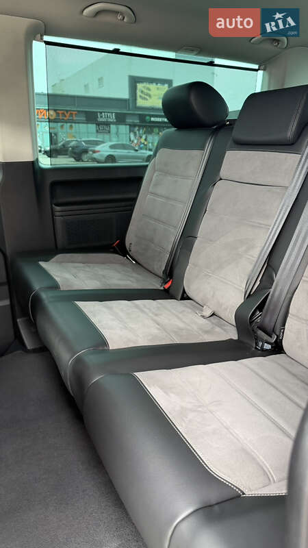 Минивэн Volkswagen Multivan 2020 в Киеве