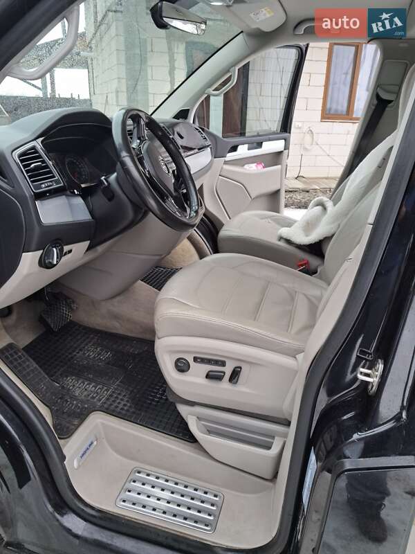 Минивэн Volkswagen Multivan 2016 в Хусте фото 10 Минивэн Volkswagen Multivan 2016 в Хусте