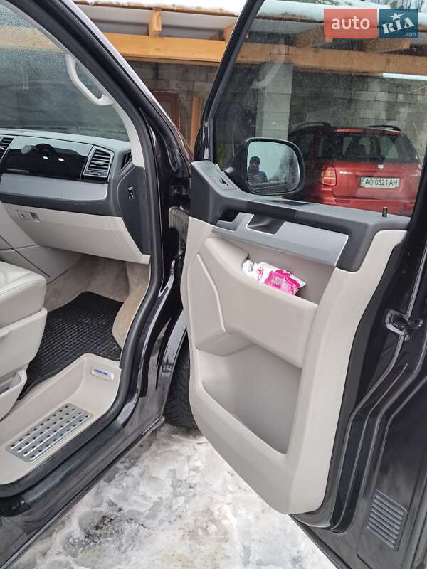 Минивэн Volkswagen Multivan 2016 в Хусте фото 14 Минивэн Volkswagen Multivan 2016 в Хусте