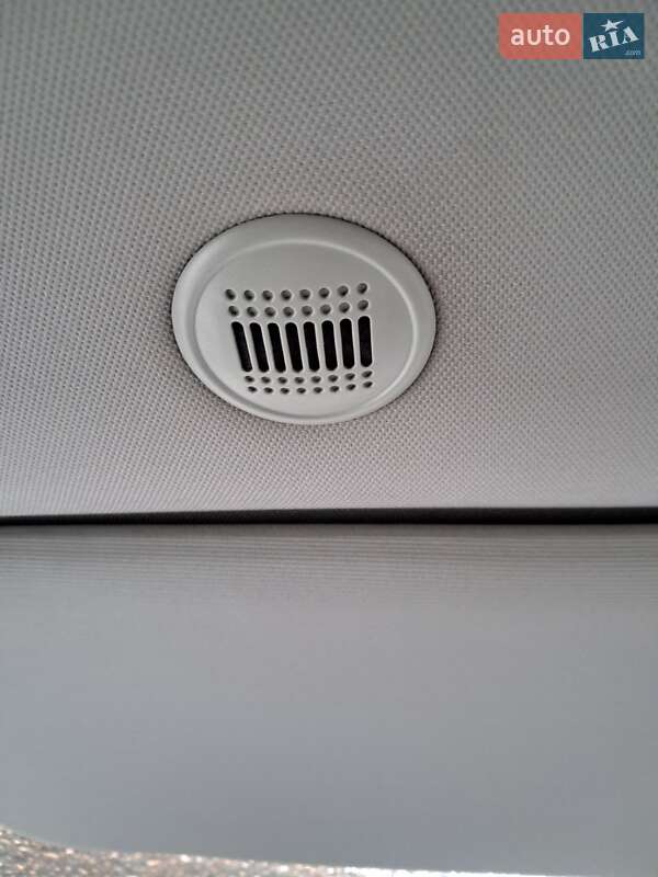 Минивэн Volkswagen Multivan 2016 в Хусте фото 24 Минивэн Volkswagen Multivan 2016 в Хусте