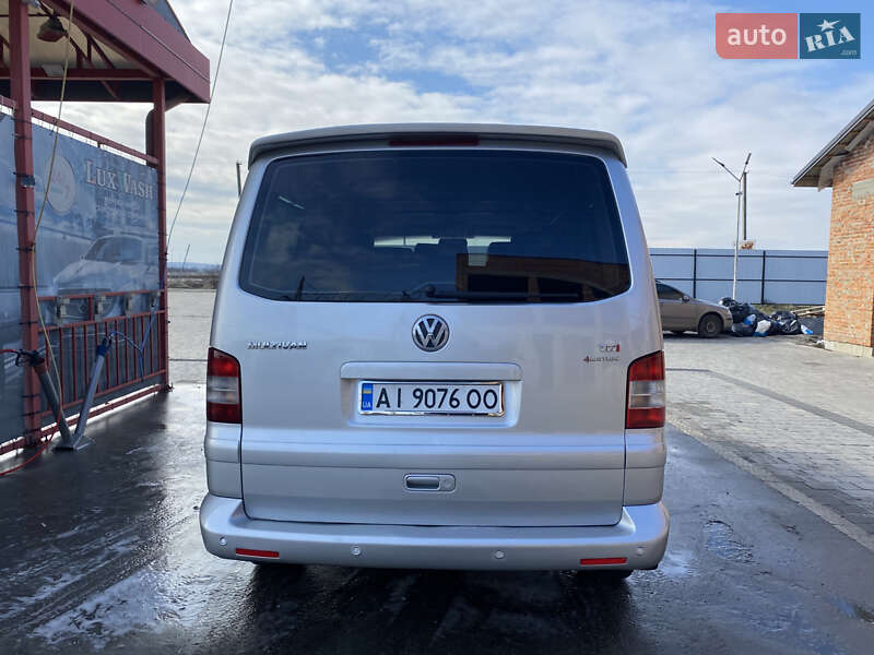 Минивэн Volkswagen Multivan 2006 в Львове
