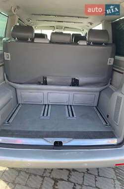 Минивэн Volkswagen Multivan 2006 в Львове