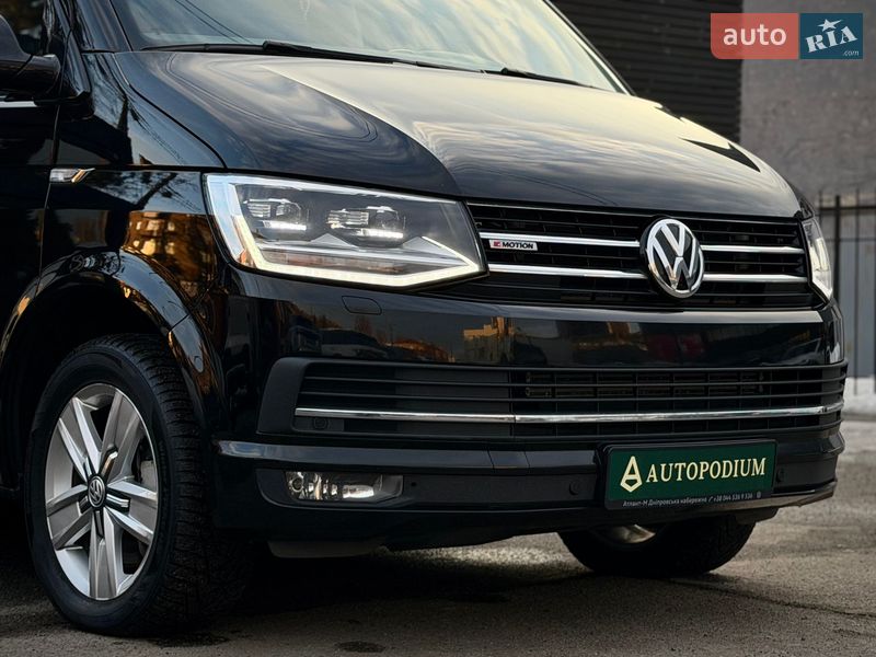 Минивэн Volkswagen Multivan 2019 в Киеве