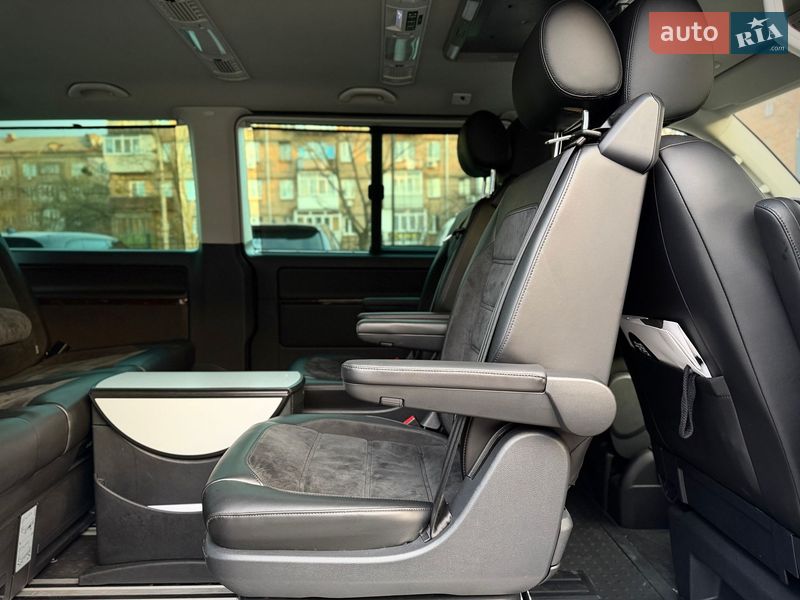 Минивэн Volkswagen Multivan 2019 в Киеве
