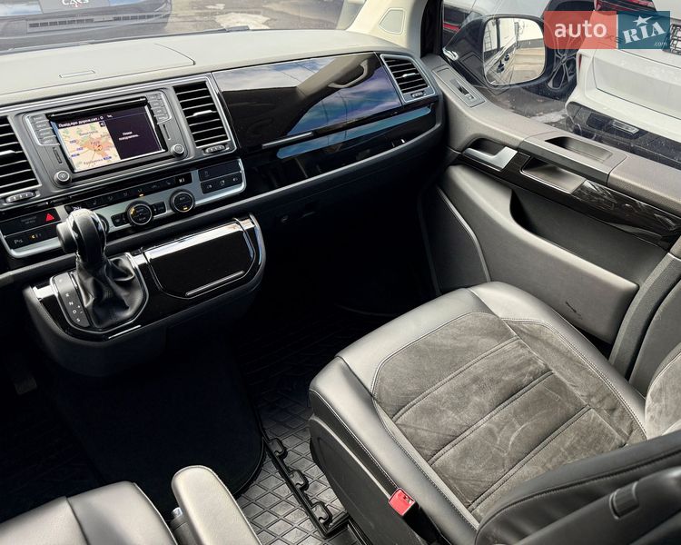 Минивэн Volkswagen Multivan 2019 в Киеве