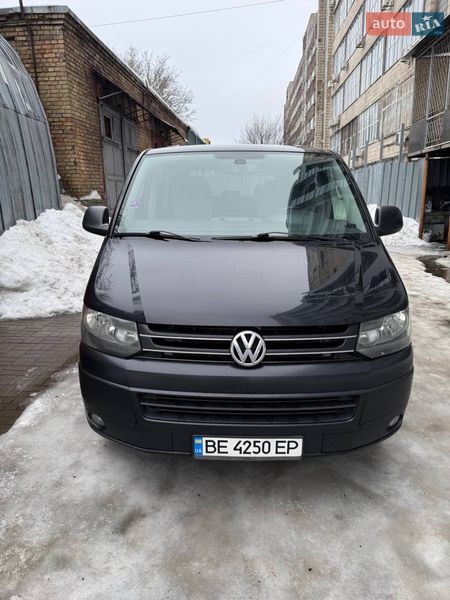 Минивэн Volkswagen Multivan 2012 в Киеве