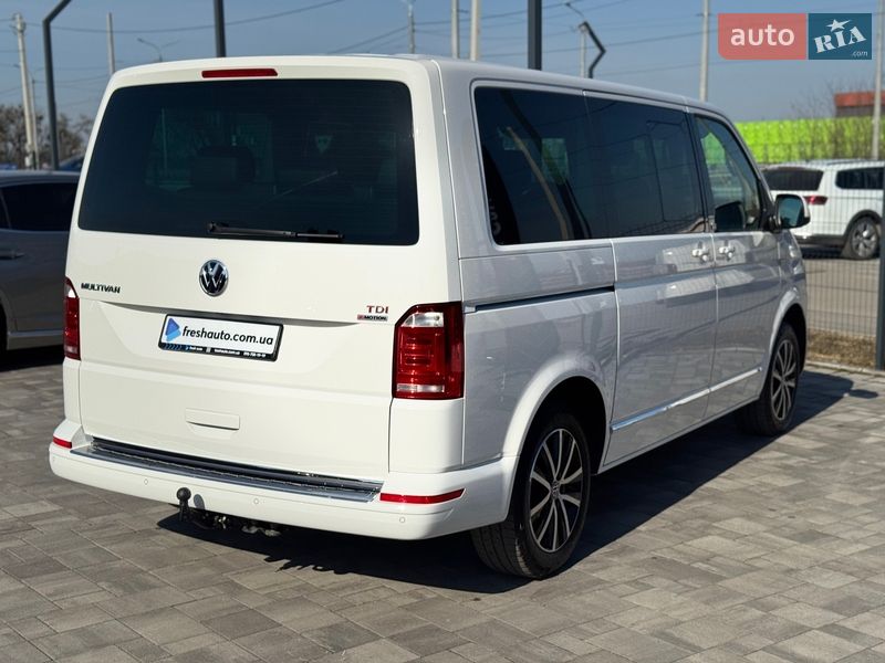 Минивэн Volkswagen Multivan 2017 в Ровно