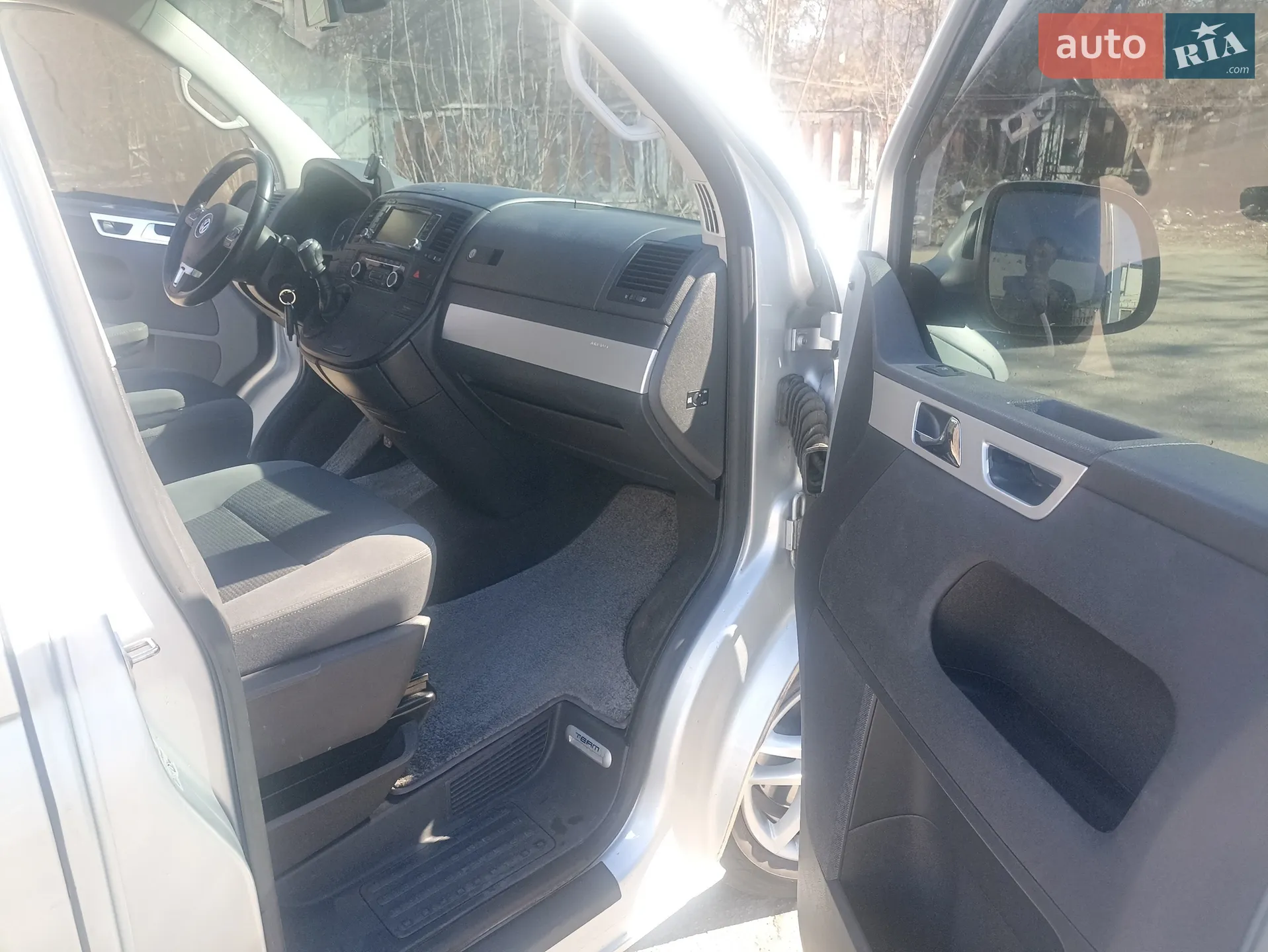 2010 Volkswagen Multivan - мініатюра 52