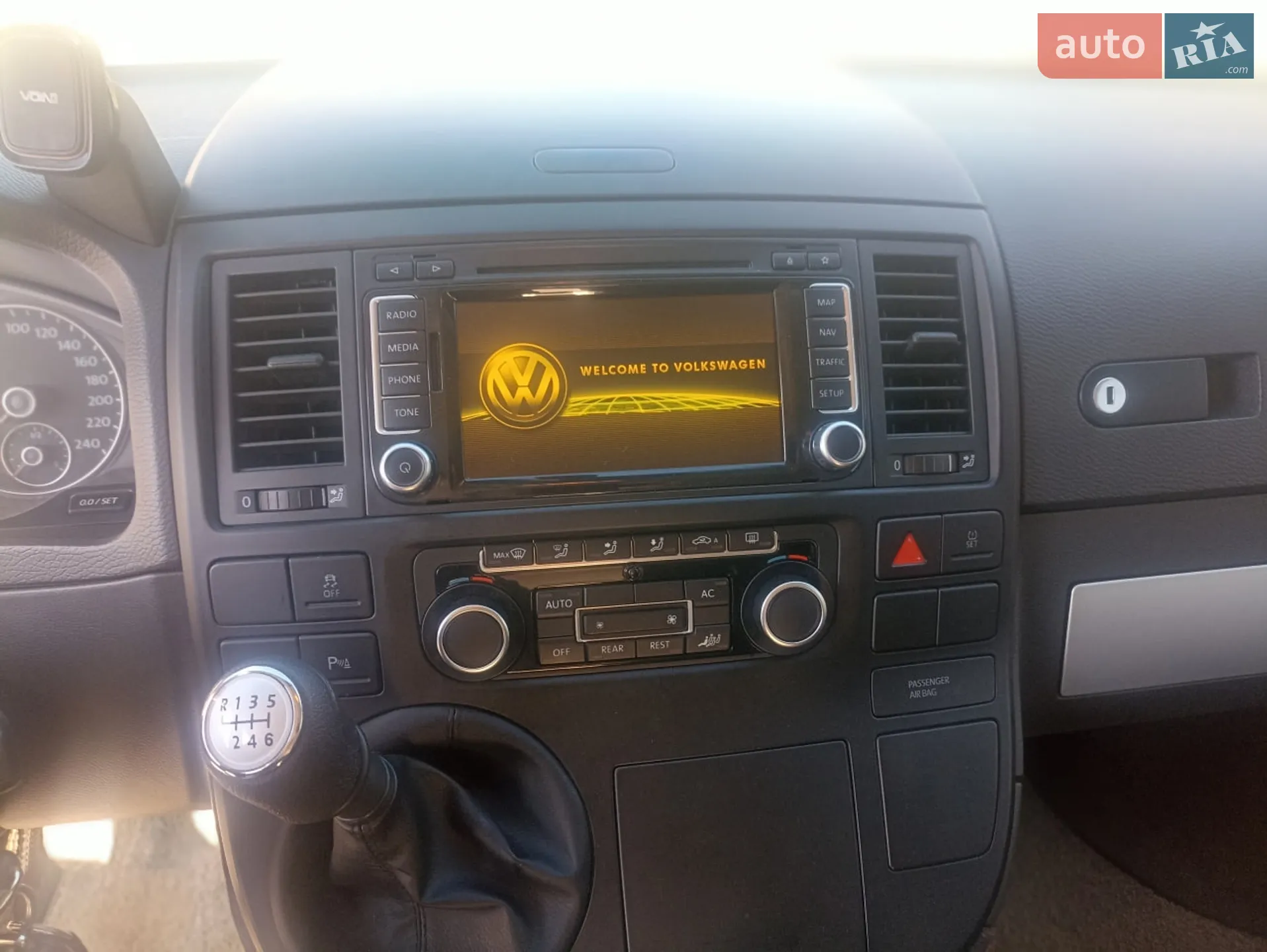 2010 Volkswagen Multivan - мініатюра 66