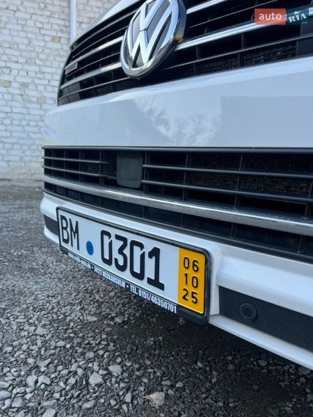 Минивэн Volkswagen Multivan 2017 в Ровно