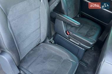 Минивэн Volkswagen Multivan 2017 в Ровно