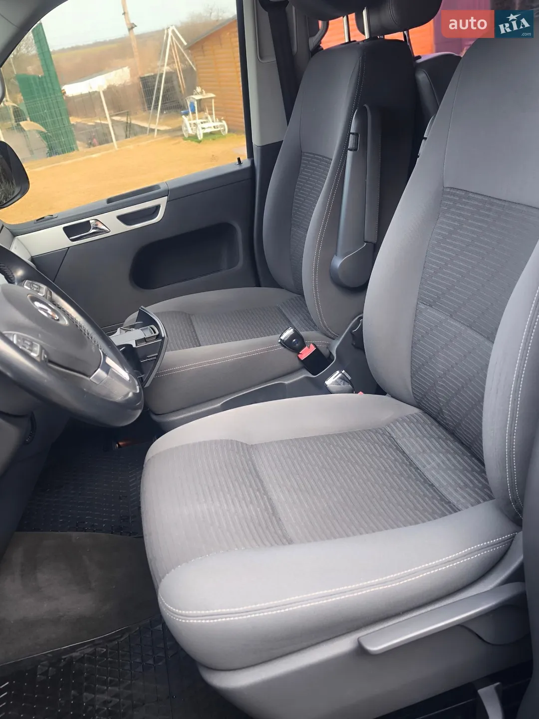 2010 Volkswagen Multivan - мініатюра 19