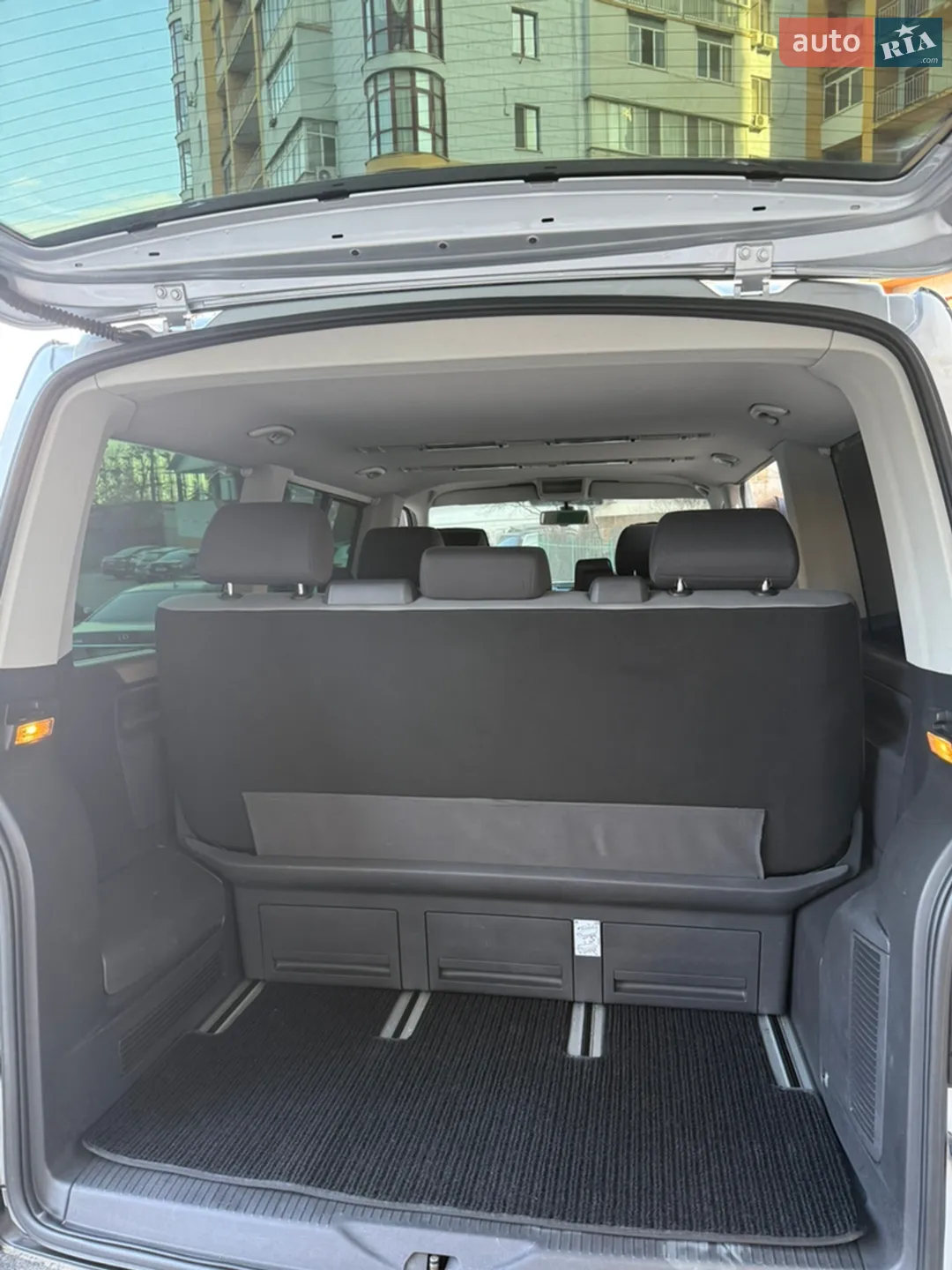 2010 Volkswagen Multivan - мініатюра 8