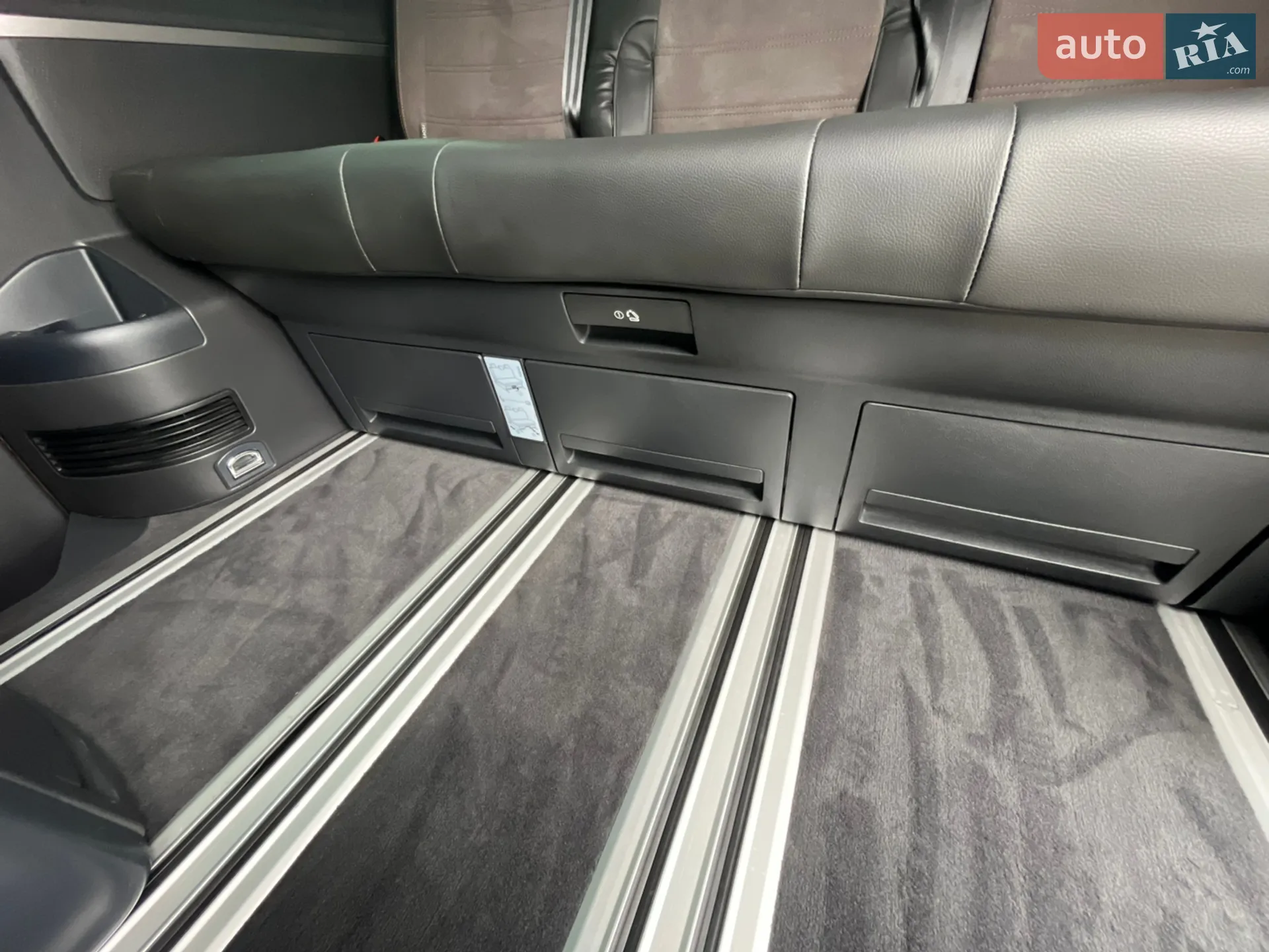 2017 Volkswagen Multivan - мініатюра 23