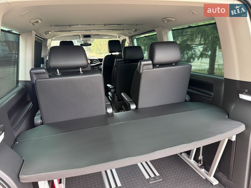 Минивэн Volkswagen Multivan 2023 в Киеве