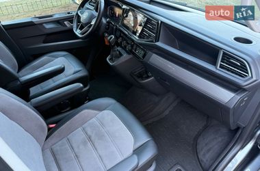 Минивэн Volkswagen Multivan 2023 в Киеве