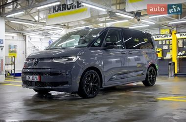 Мінівен Volkswagen Multivan 2022 в Чернівцях