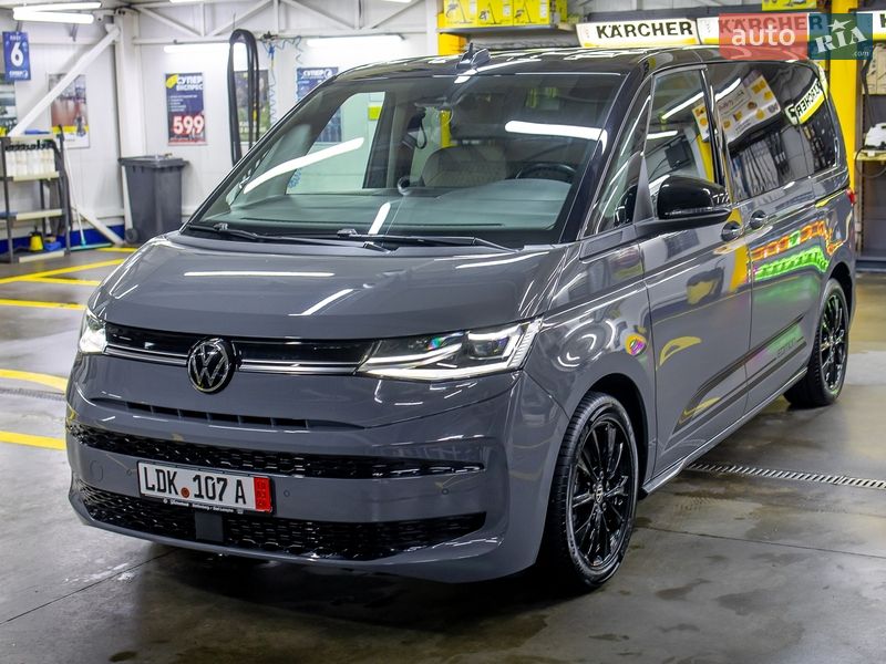 Минивэн Volkswagen Multivan 2022 в Черновцах