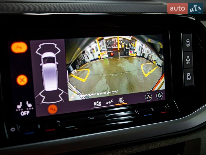 Минивэн Volkswagen Multivan 2022 в Черновцах