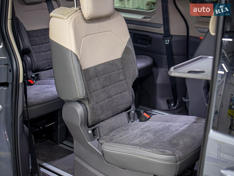 Минивэн Volkswagen Multivan 2022 в Черновцах