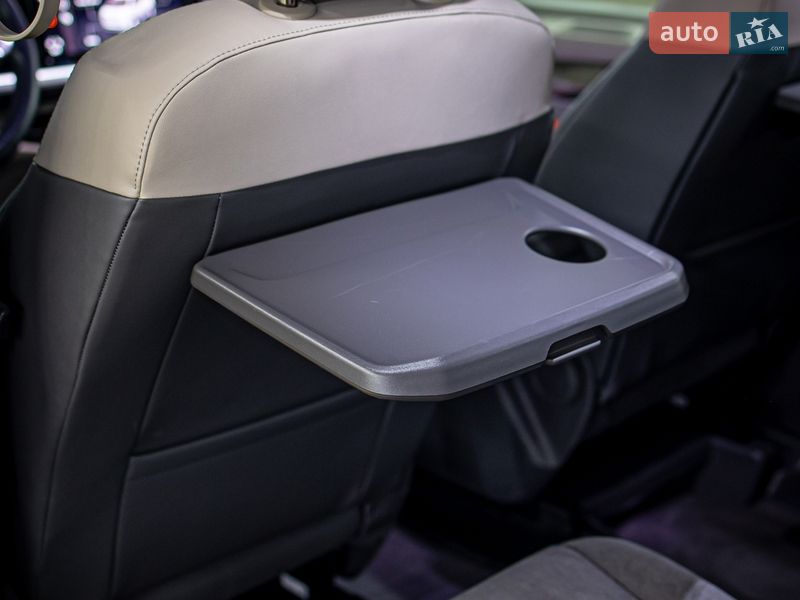 Минивэн Volkswagen Multivan 2022 в Черновцах