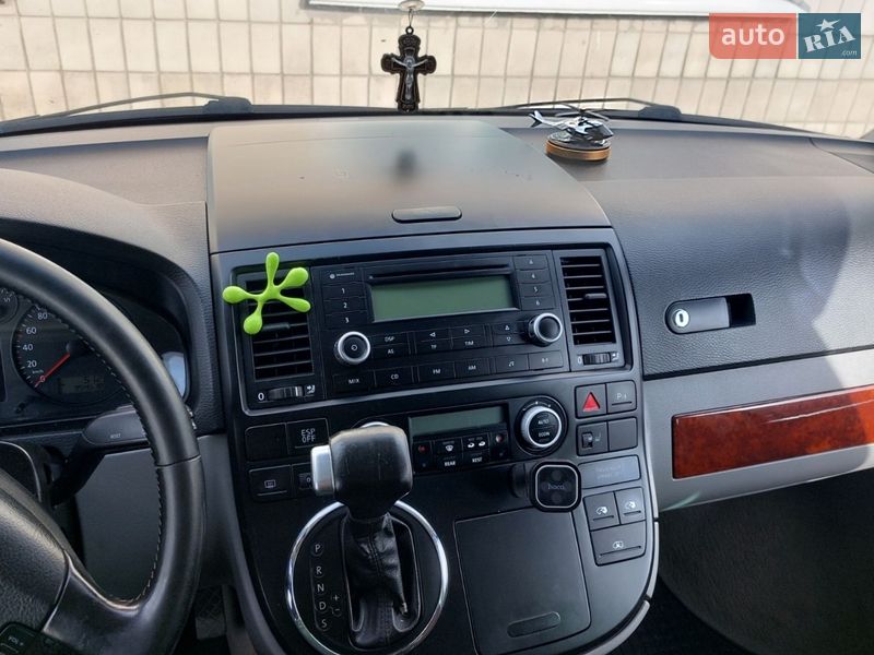 Минивэн Volkswagen Multivan 2008 в Лохвице