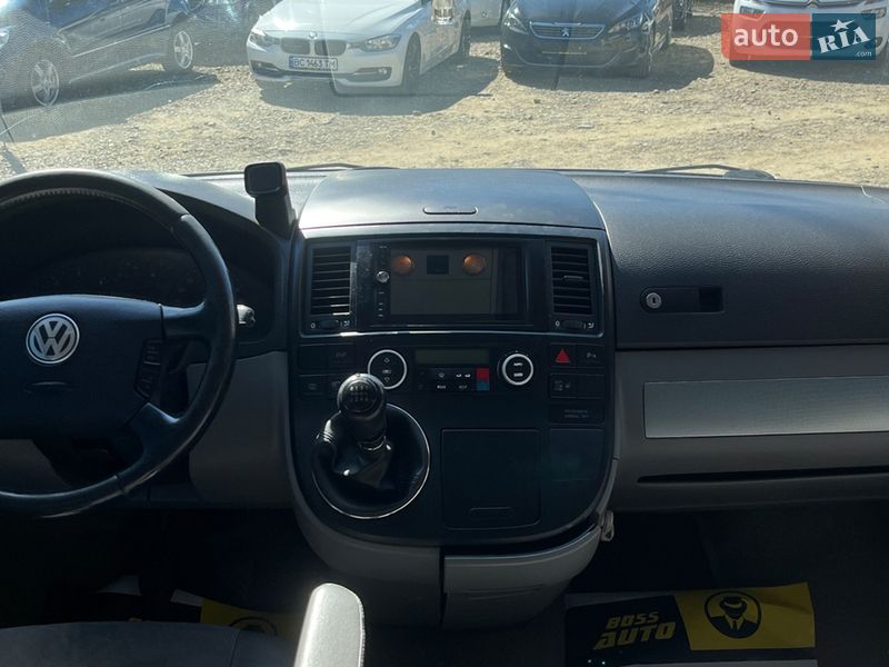 Минивэн Volkswagen Multivan 2008 в Стрые