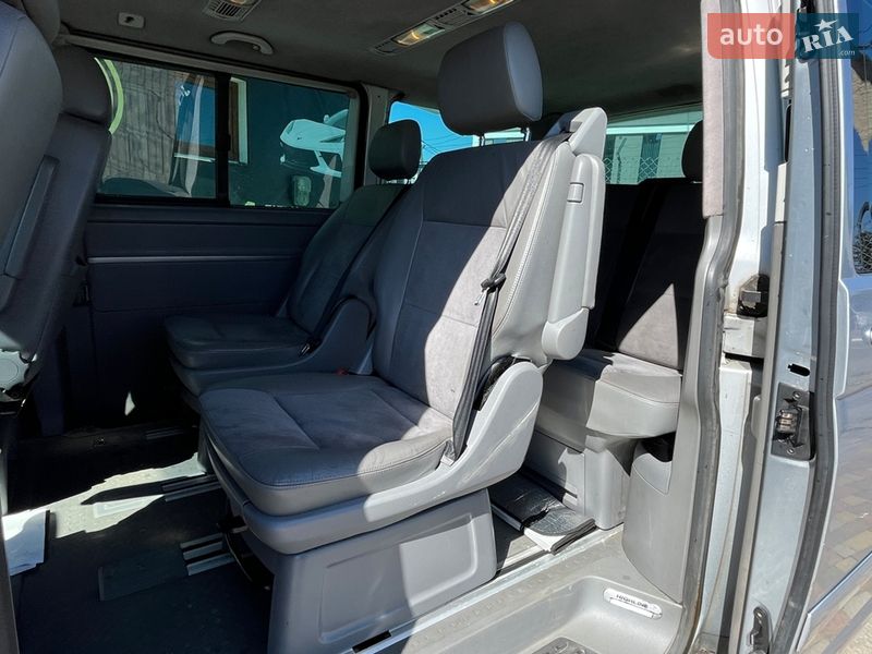 Минивэн Volkswagen Multivan 2008 в Стрые