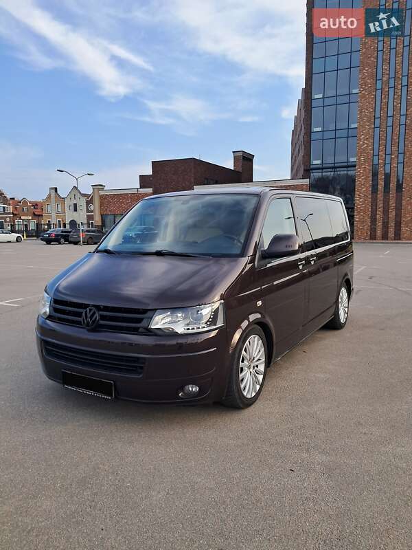 Volkswagen Multivan 2013