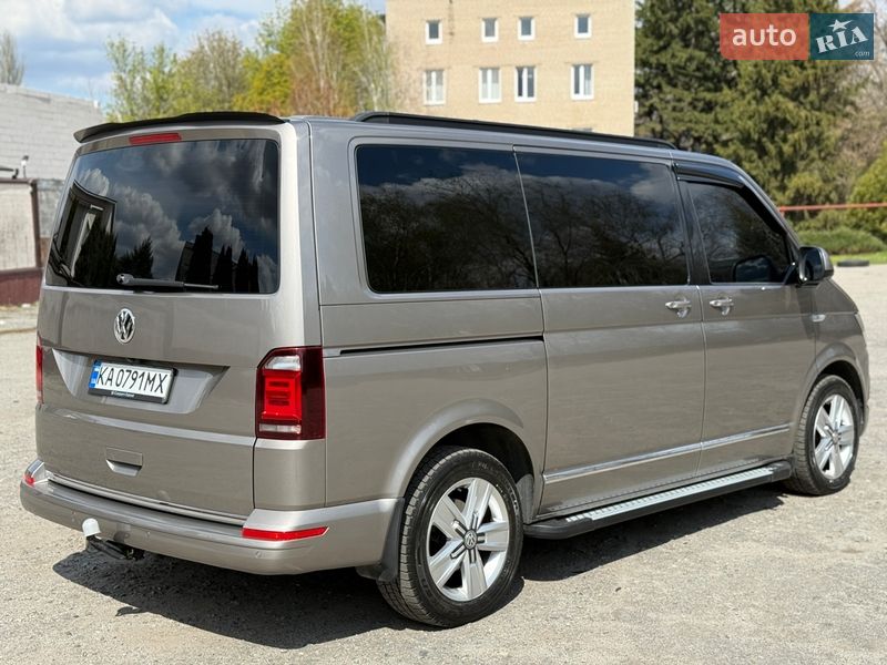 Мінівен Volkswagen Multivan 2017 в Дніпрі