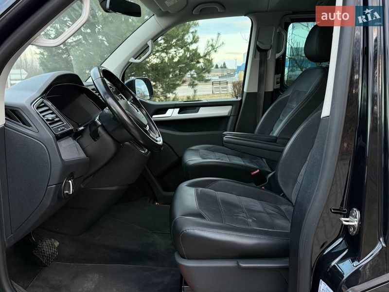 Мінівен Volkswagen Multivan 2016 в Луцьку