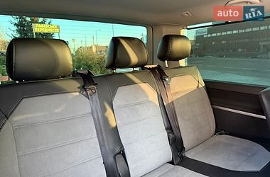 Минивэн Volkswagen Multivan 2021 в Львове