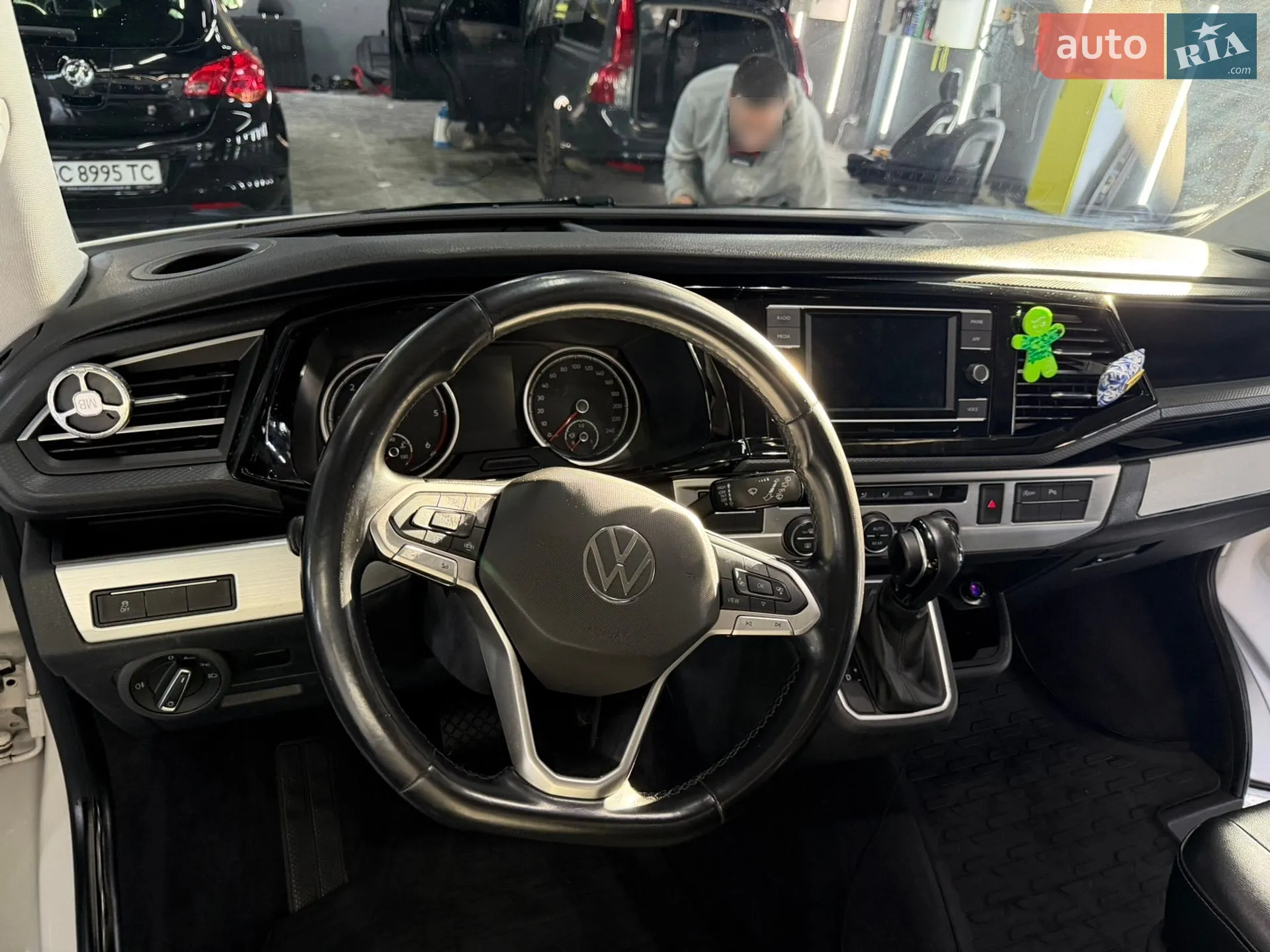 2021 Volkswagen Multivan - мініатюра 32