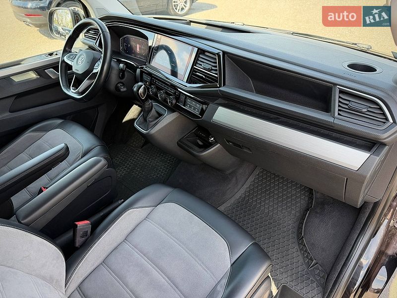Минивэн Volkswagen Multivan 2019 в Киеве фото 61 Минивэн Volkswagen Multivan 2019 в Киеве