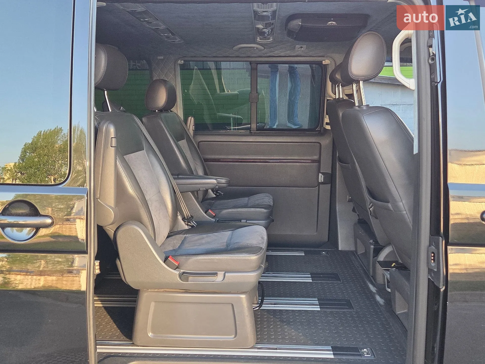 2012 Volkswagen Multivan - мініатюра 27