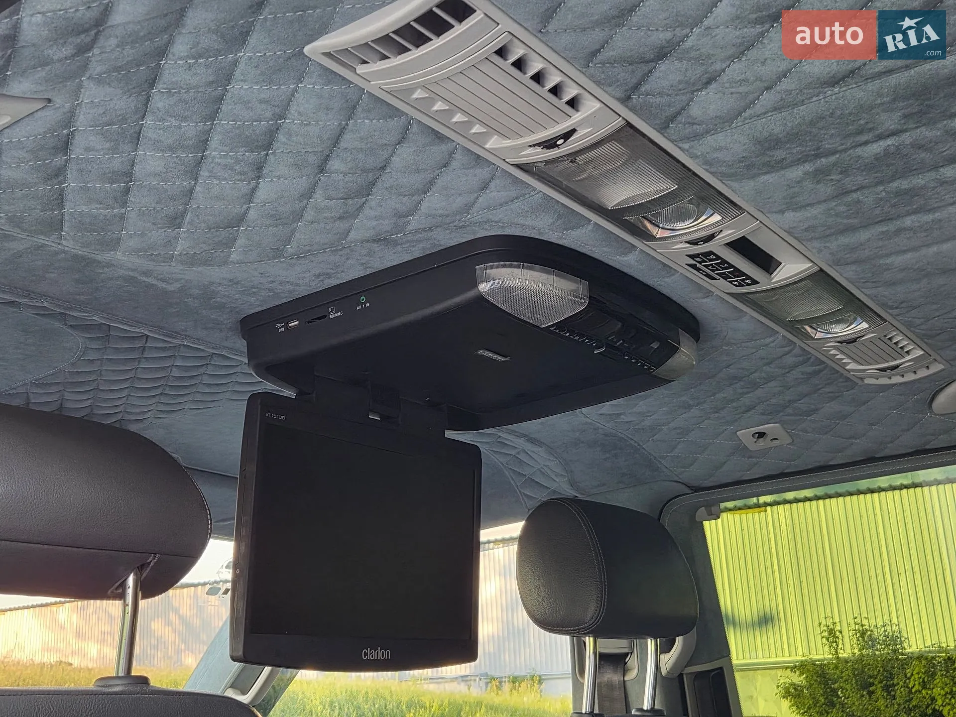 2012 Volkswagen Multivan - мініатюра 35