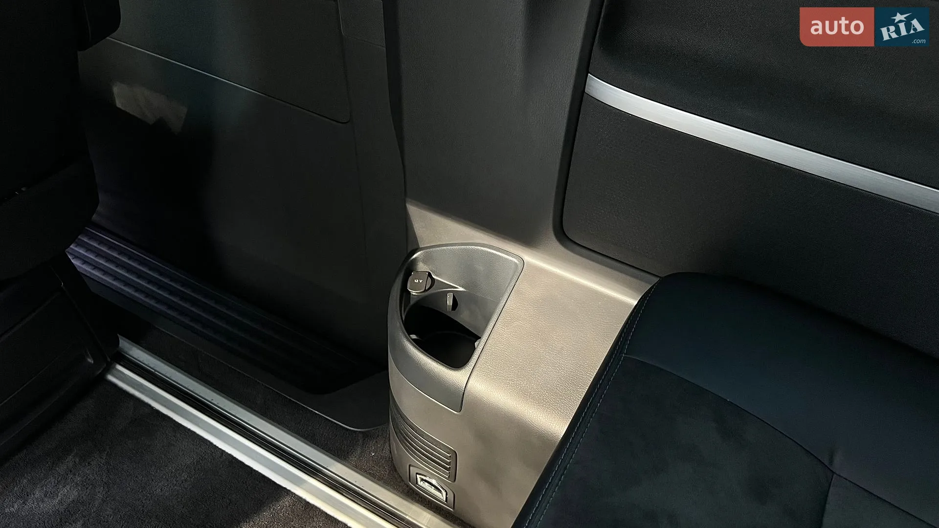 2022 Volkswagen Multivan - мініатюра 13