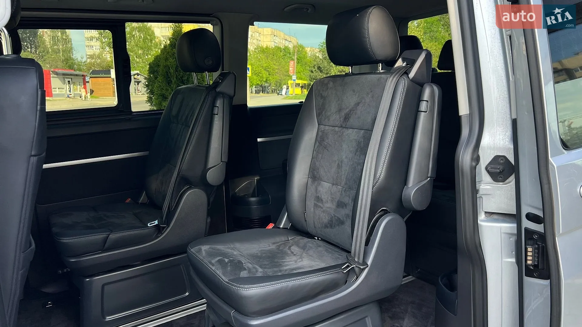 2022 Volkswagen Multivan - мініатюра 17