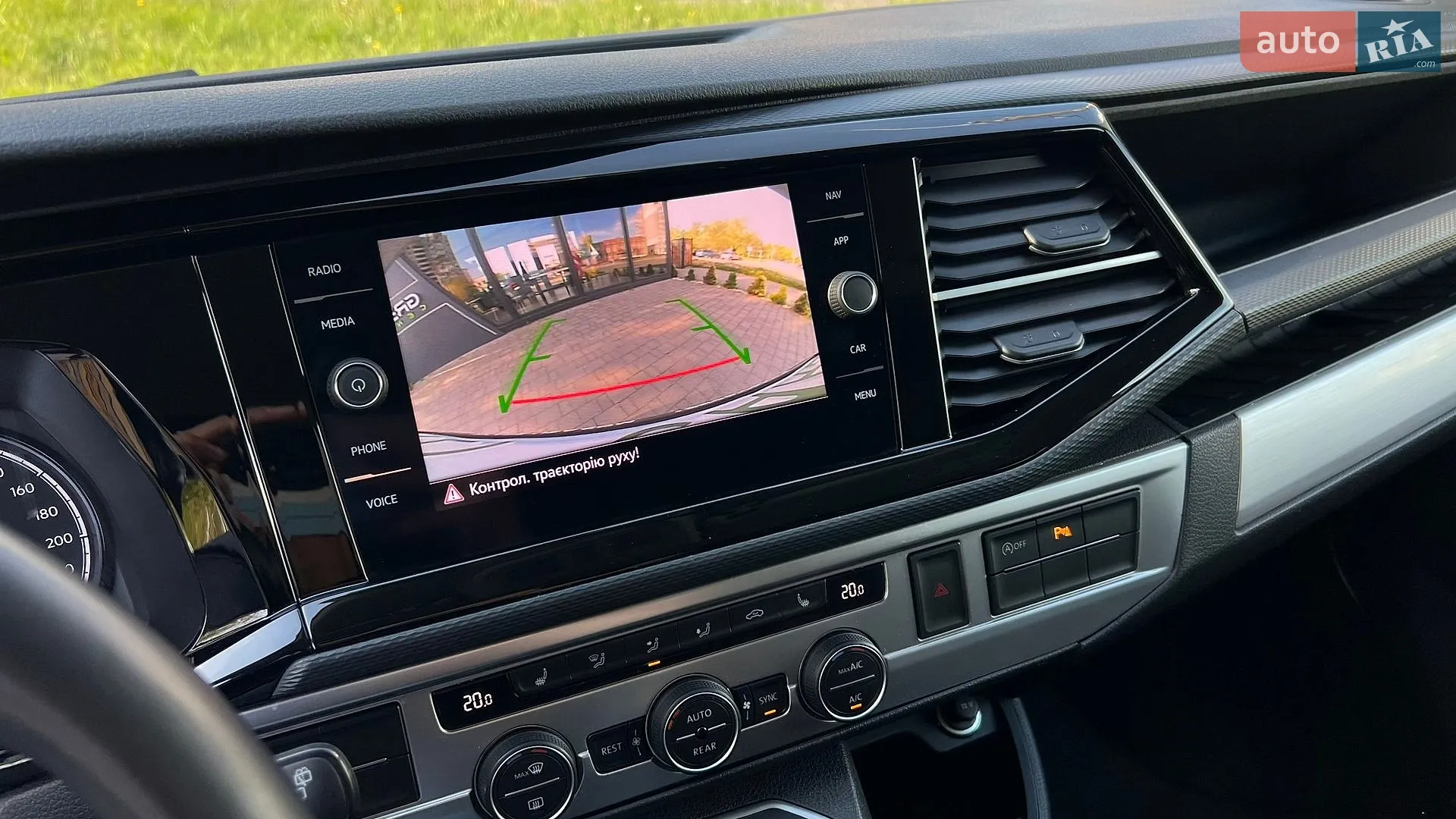 2022 Volkswagen Multivan - мініатюра 23