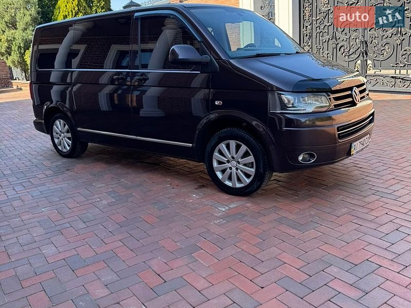 Минивэн Volkswagen Multivan 2013 в Киеве