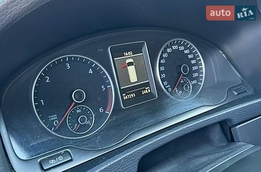 Минивэн Volkswagen Multivan 2013 в Киеве